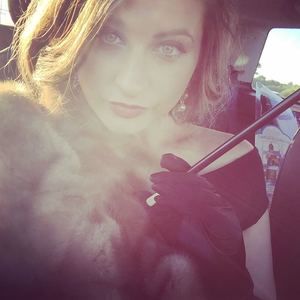 Meet your Posher, Crystal